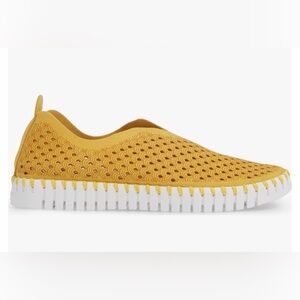 Ilse Jacobsen Tulip 139 Perforated Slip-On
Sneaker (Women) Size 41- (10)
